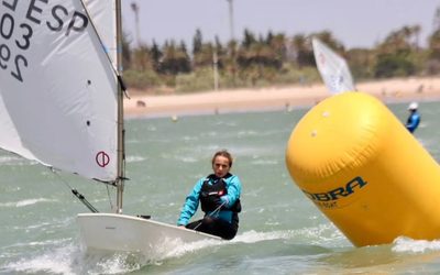 EL REAL CLUB NÁUTICO DE SANLÚCAR SELLA EL PASE DE TRES DE SUS REGATISTAS PARA LAS GRANDES CITAS ANDALUZAS